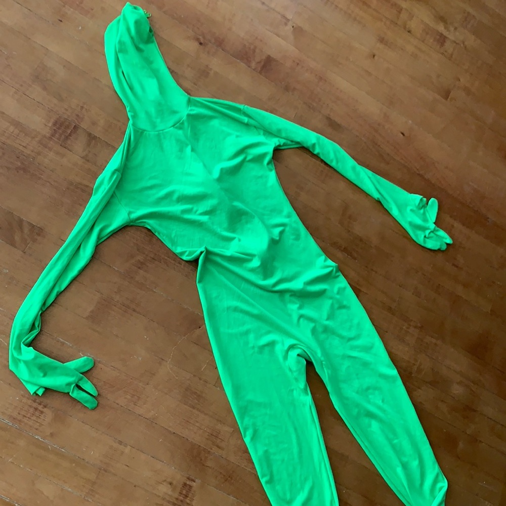 Green morph suit